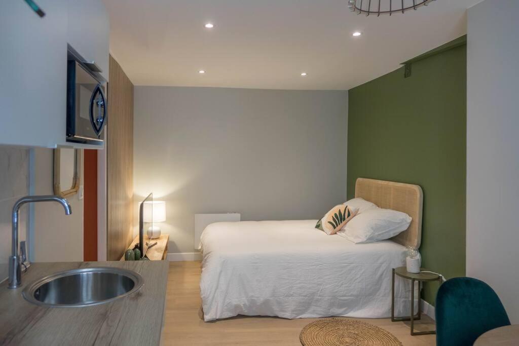 Bel Appartement Idealement Situe Orleans Exterior photo
